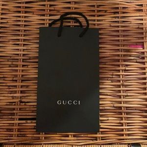 Gucci paper bag